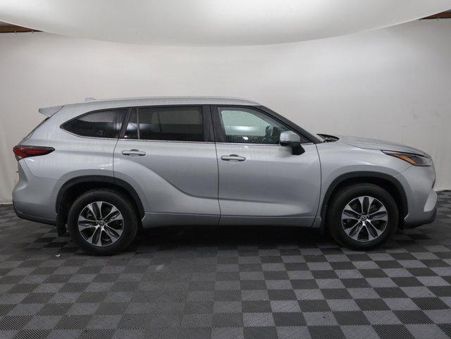 used 2024 Toyota Highlander car, priced at $41,633
