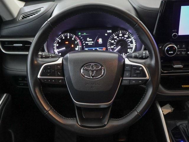 used 2024 Toyota Highlander car, priced at $41,633