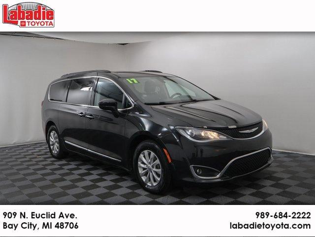 used 2017 Chrysler Pacifica car, priced at $8,970