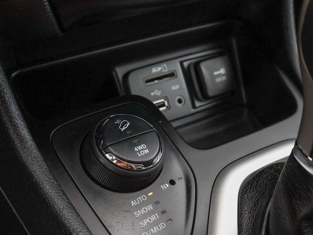 used 2014 Jeep Cherokee car, priced at $8,562