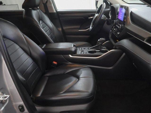 used 2024 Toyota Highlander car, priced at $42,784