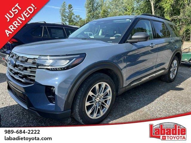 used 2025 Ford Explorer car, priced at $41,036