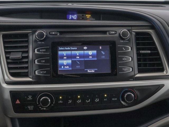 used 2017 Toyota Highlander car, priced at $15,519