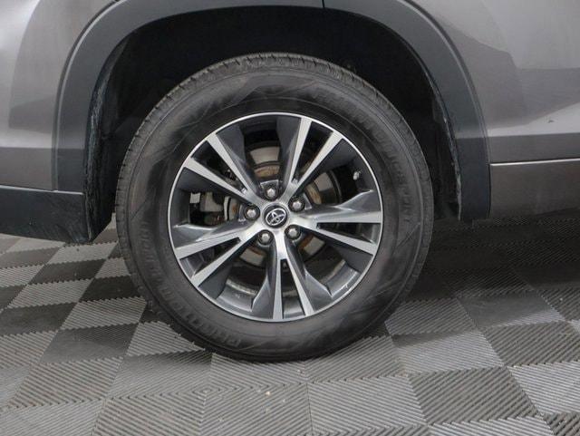 used 2017 Toyota Highlander car, priced at $15,519