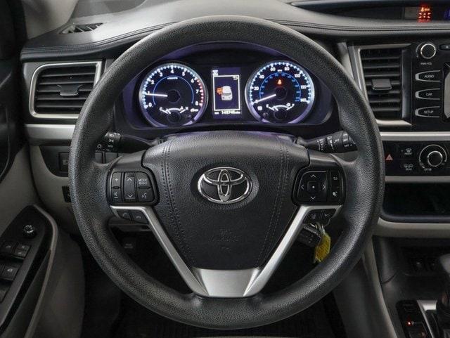 used 2017 Toyota Highlander car, priced at $15,519