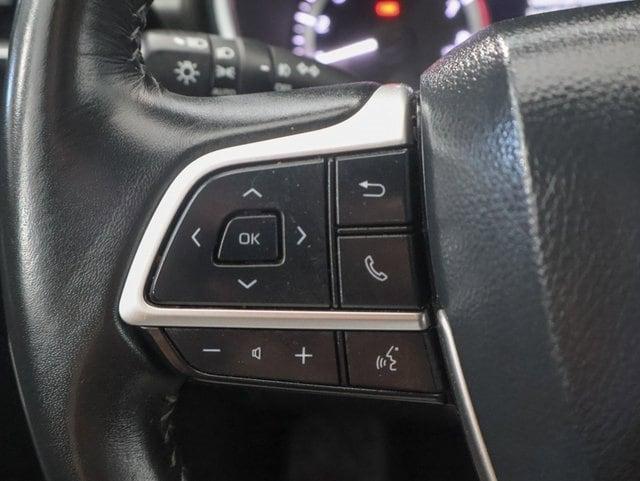 used 2024 Toyota Highlander car, priced at $41,846