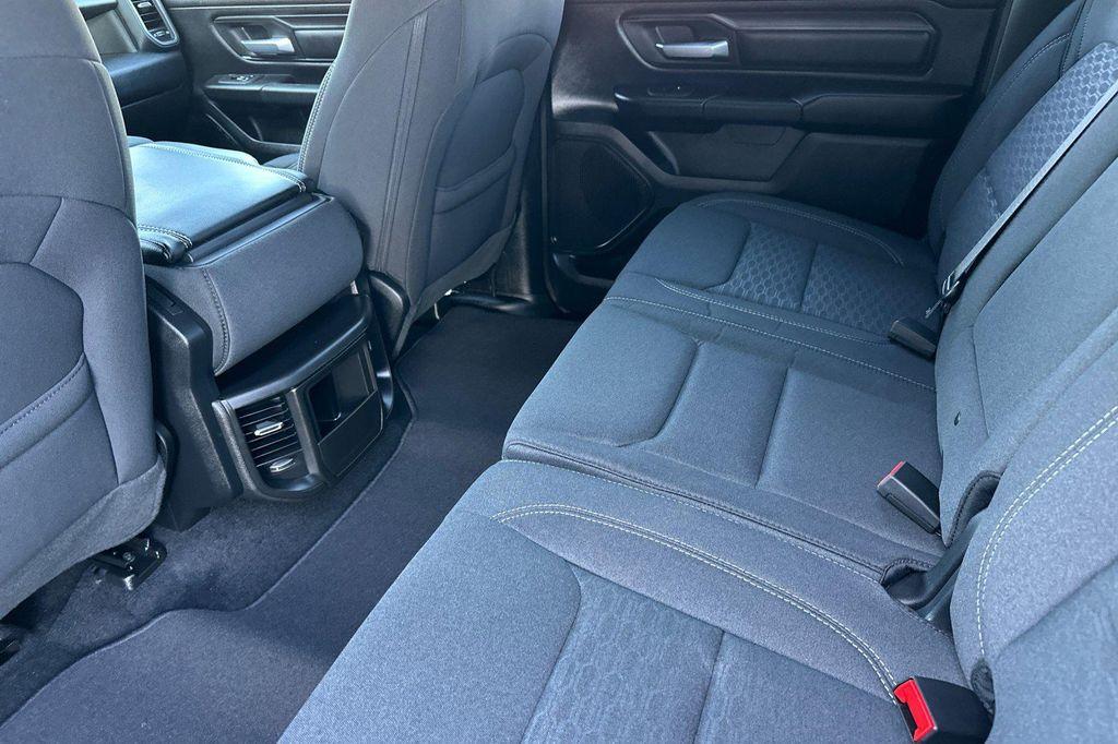 new 2025 Ram 1500 car, priced at $43,679