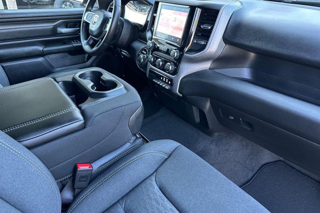 new 2025 Ram 1500 car, priced at $43,679