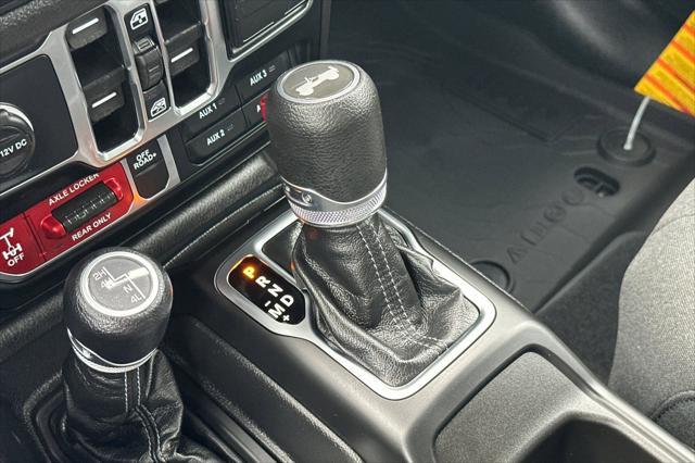 new 2025 Jeep Wrangler car, priced at $51,075