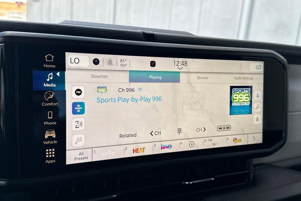 new 2025 Jeep Gladiator car, priced at $43,235