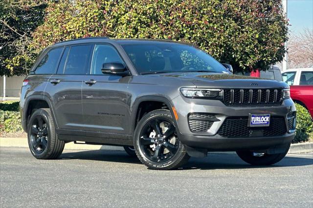 new 2025 Jeep Grand Cherokee car, priced at $44,170