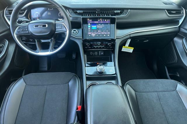 new 2025 Jeep Grand Cherokee car, priced at $49,170
