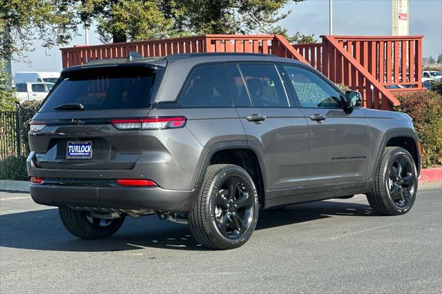 new 2025 Jeep Grand Cherokee car, priced at $44,170