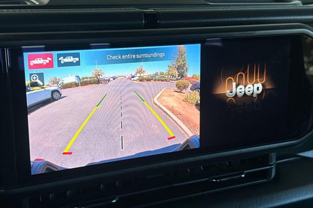new 2025 Jeep Gladiator car, priced at $55,975