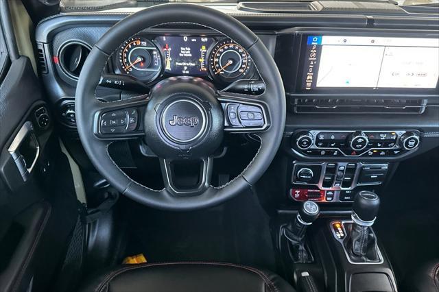 new 2025 Jeep Gladiator car, priced at $55,975