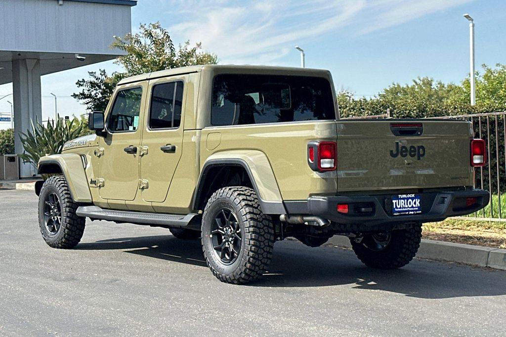 new 2025 Jeep Gladiator car, priced at $42,435