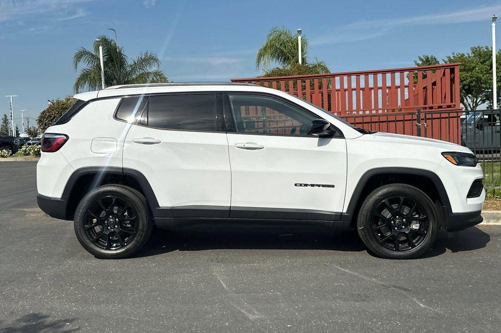 new 2025 Jeep Compass car, priced at $28,660