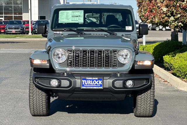 new 2025 Jeep Gladiator car, priced at $43,535