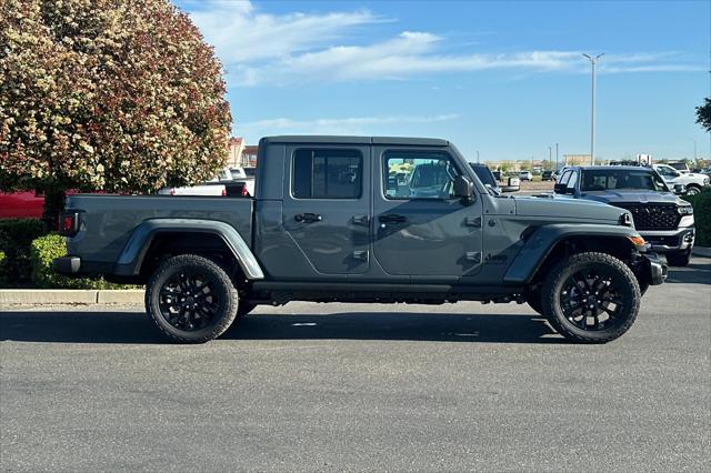 new 2025 Jeep Gladiator car, priced at $43,535