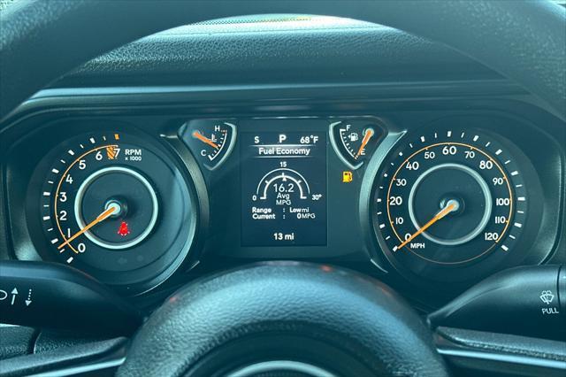 new 2025 Jeep Gladiator car, priced at $43,535