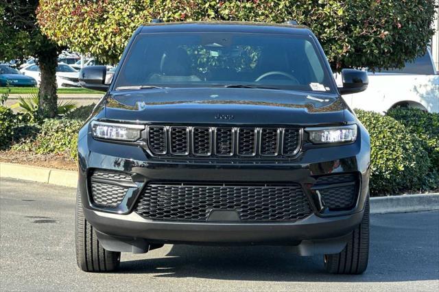 new 2025 Jeep Grand Cherokee car, priced at $46,175