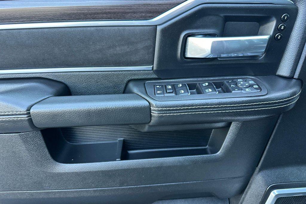 new 2025 Ram 2500 car, priced at $76,645