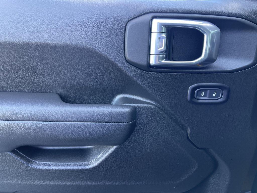 new 2026 Jeep Wrangler car, priced at $40,550