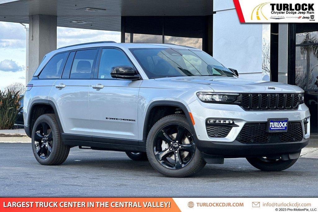 new 2025 Jeep Grand Cherokee car, priced at $52,210