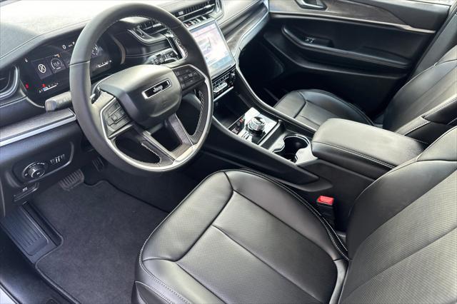 new 2025 Jeep Grand Cherokee car, priced at $49,960