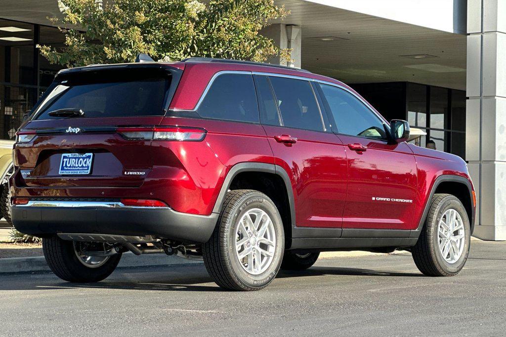 new 2025 Jeep Grand Cherokee car, priced at $39,920