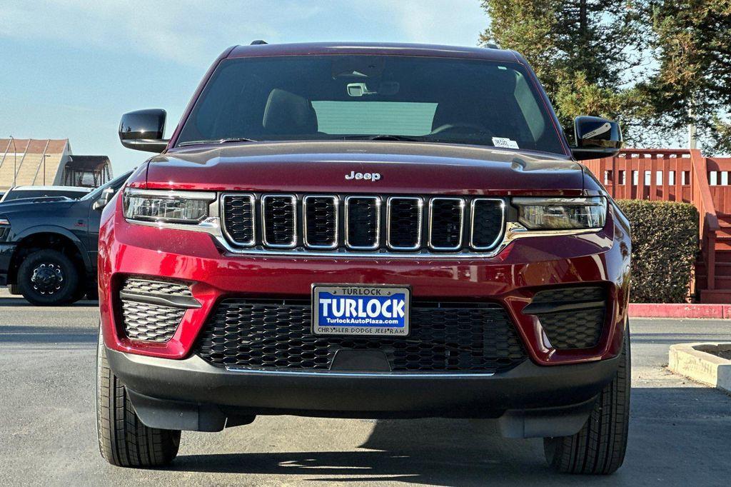 new 2025 Jeep Grand Cherokee car, priced at $39,920