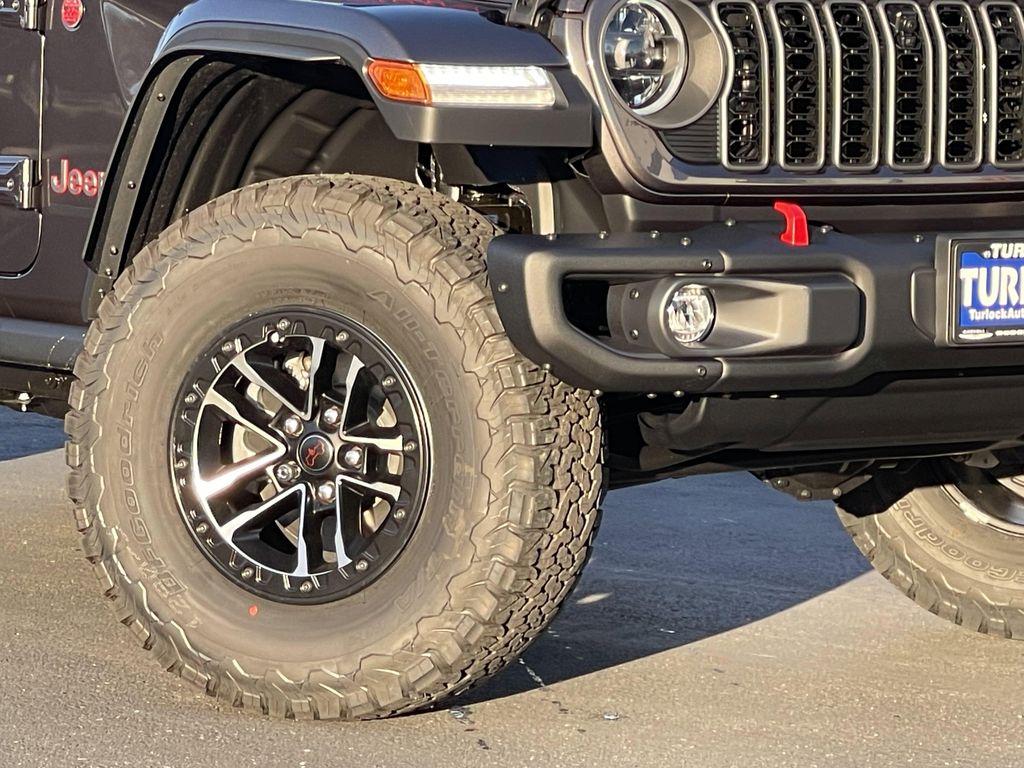 new 2026 Jeep Wrangler car, priced at $66,685