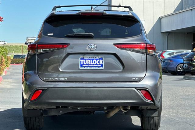used 2023 Toyota Highlander car, priced at $33,597