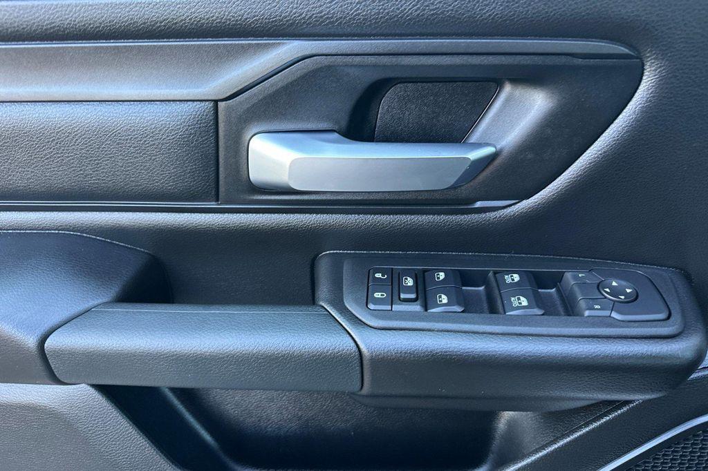 new 2025 Ram 1500 car, priced at $43,267