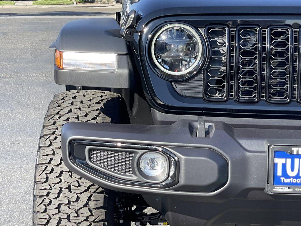 new 2026 Jeep Wrangler car, priced at $55,199