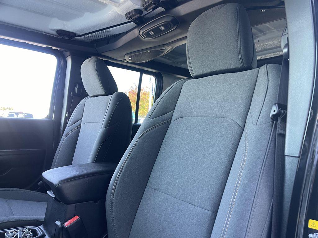 new 2026 Jeep Wrangler car, priced at $55,199