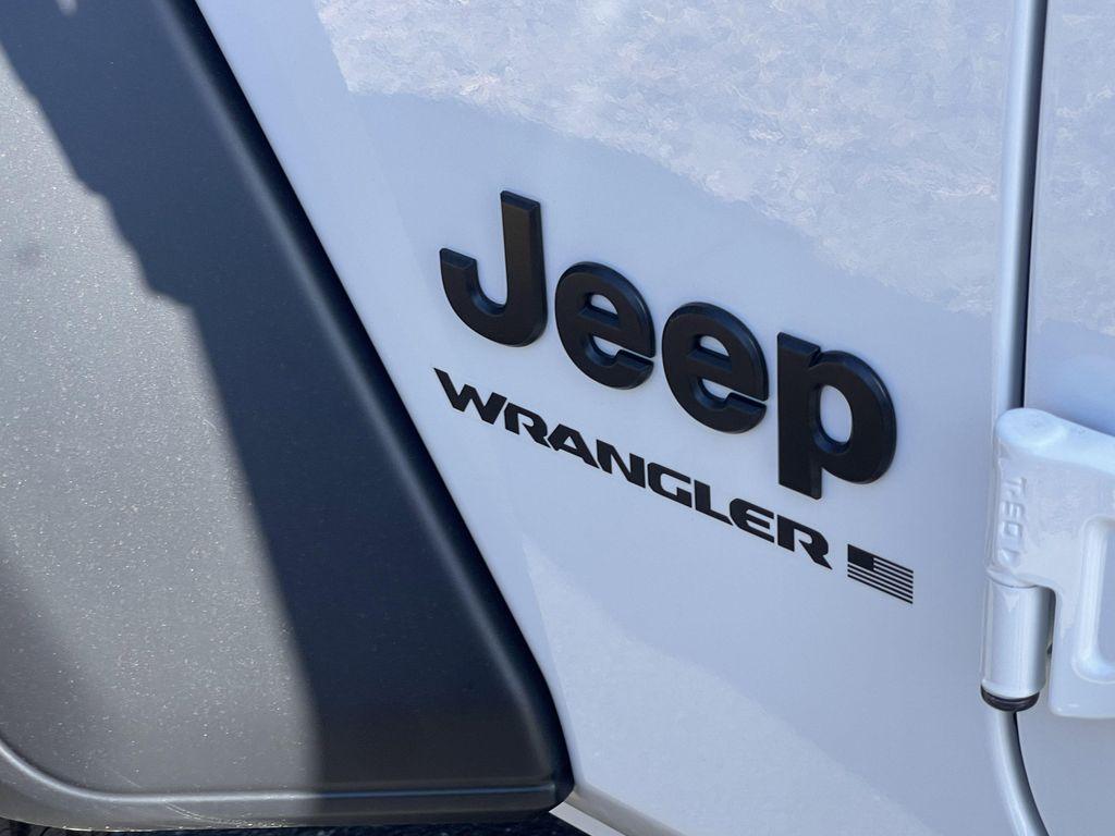 new 2025 Jeep Wrangler car, priced at $38,155