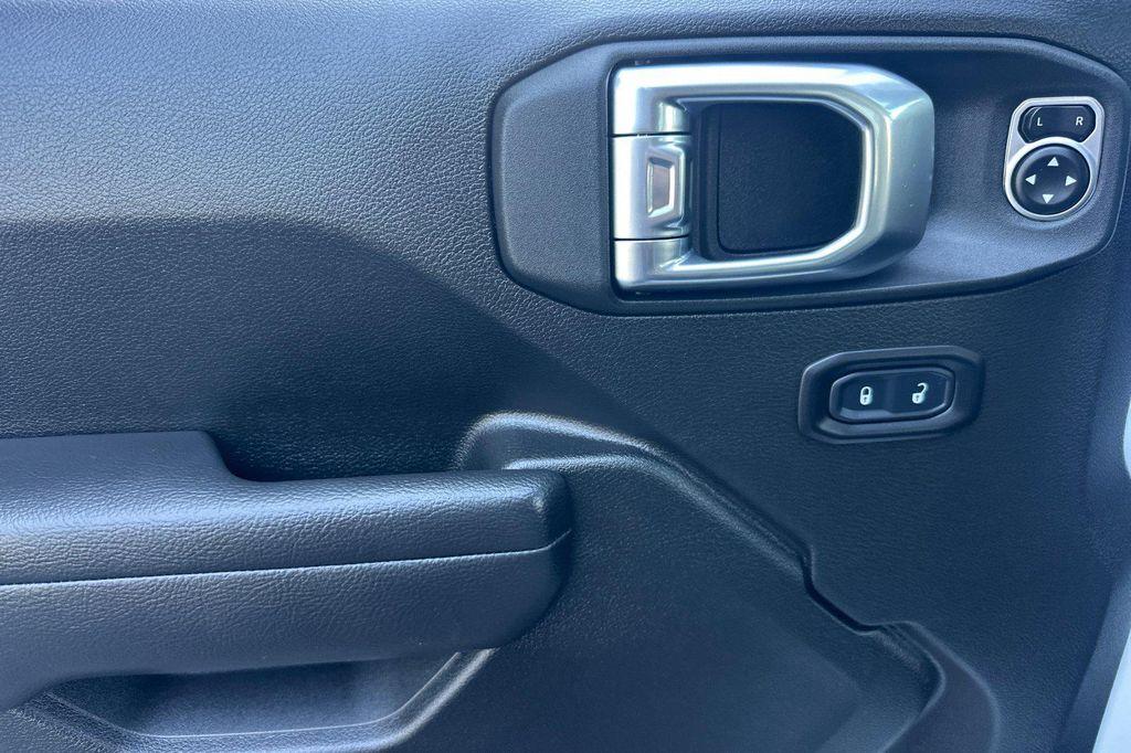 new 2025 Jeep Wrangler car, priced at $49,980