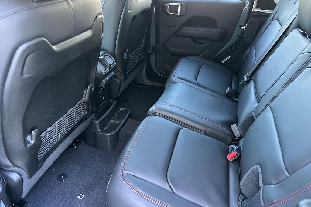 new 2025 Jeep Wrangler car, priced at $67,260