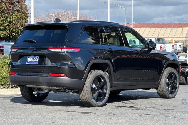 new 2025 Jeep Grand Cherokee car, priced at $49,960