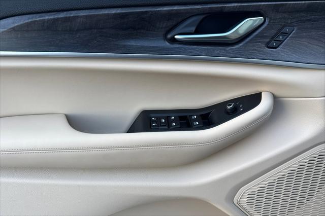 new 2025 Jeep Grand Cherokee car, priced at $49,960