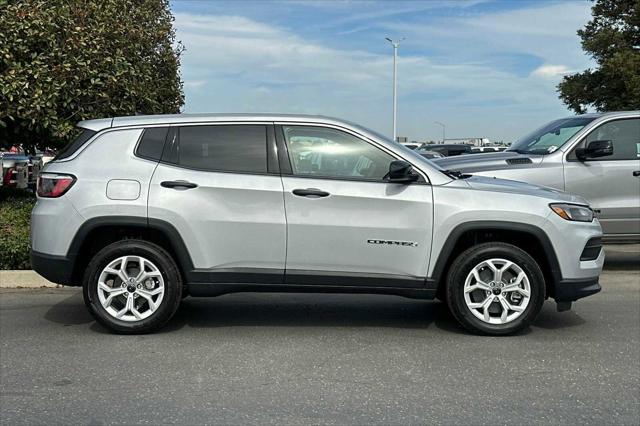 new 2025 Jeep Compass car, priced at $25,090