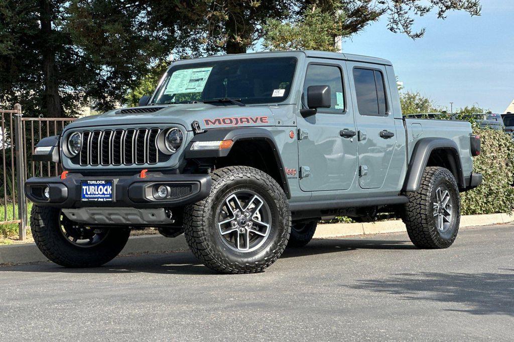 new 2025 Jeep Gladiator car, priced at $48,435