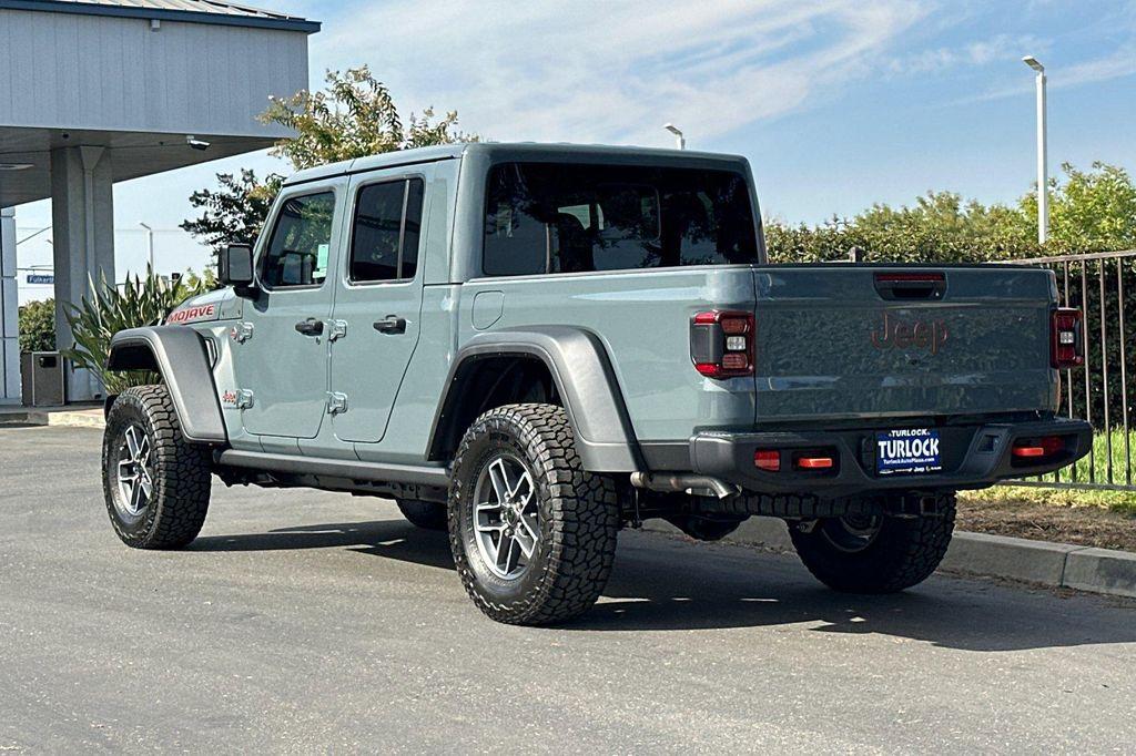 new 2025 Jeep Gladiator car, priced at $48,435