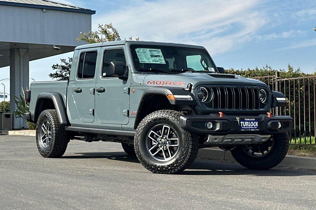 new 2025 Jeep Gladiator car, priced at $48,435