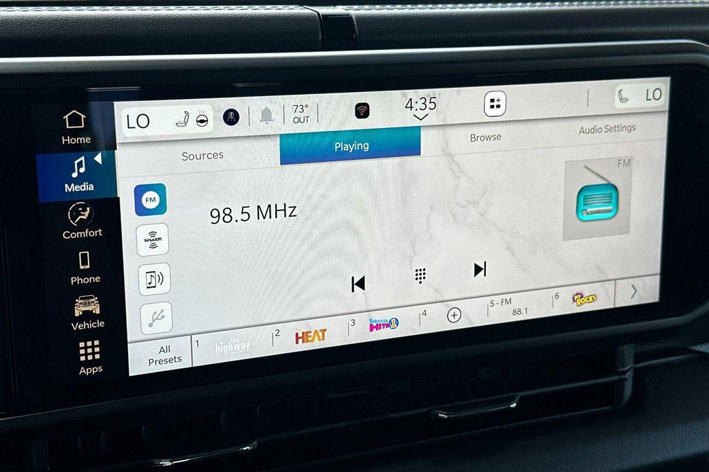 new 2025 Jeep Gladiator car, priced at $48,435