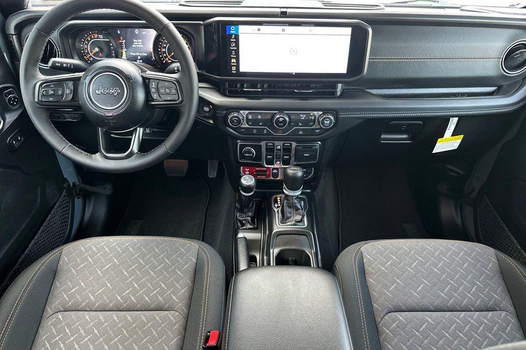 new 2025 Jeep Gladiator car, priced at $48,435