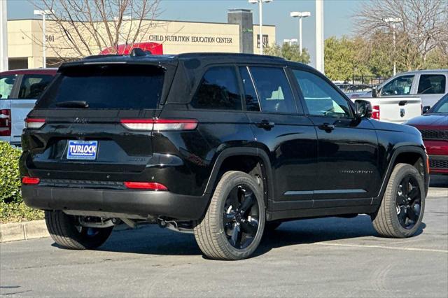 new 2025 Jeep Grand Cherokee car, priced at $53,460