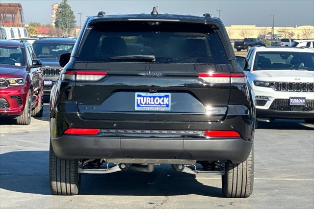 new 2025 Jeep Grand Cherokee car, priced at $49,960