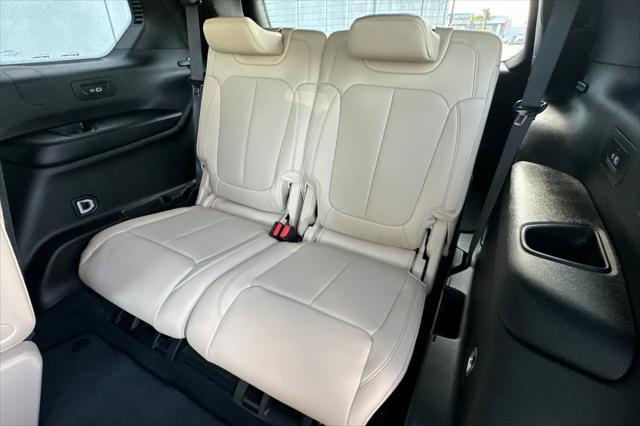 new 2025 Jeep Grand Cherokee L car, priced at $52,060